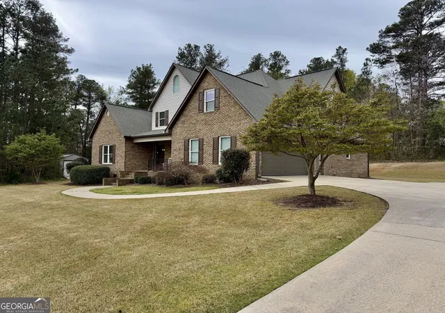 Photo 3 of Single family home for sale at 1703 Pine Needle Ln, Elberton, GA 30635 | MLS# 10682925 | Listing updated on 2026-07-29