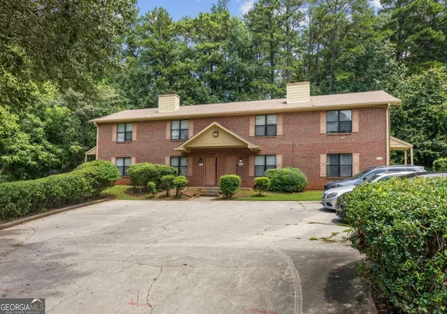 Photo 2 of Multi family home for sale at 3212 Highpoint Ct, Snellville, GA 30078 | MLS# 10813095 | Listing updated on 2026-08-09