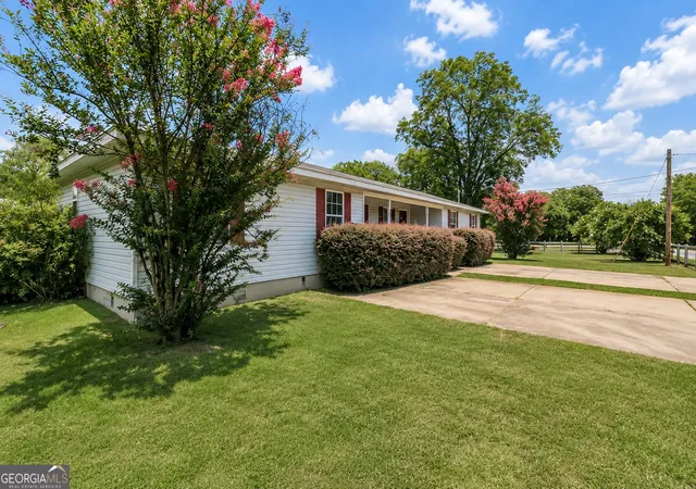 Photo 2 of Multi family home for sale at 210 Perry Railroad, Fort Valley, GA 31030 | MLS# 10830445 | Listing updated on 2026-09-04
