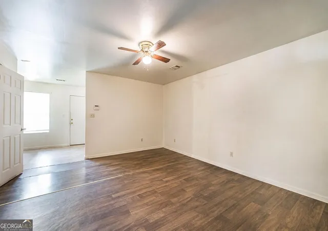 Photo 4 of Sale Pending at 210 Perry Railroad, Fort Valley, GA 31030 | MLS# 10830445 | Listing updated on 2026-09-30