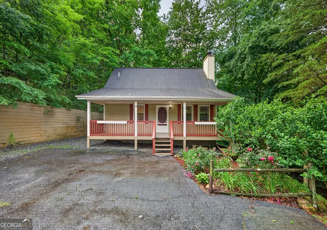 Homes for sale in Blairsville, GA | 131 April Ln, Blairsville, GA 30512 | MLS# 10774985