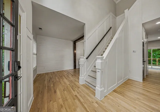 3rd image of 230 Wentworth Dr, Canton, GA 30114 | MLS# 10774530