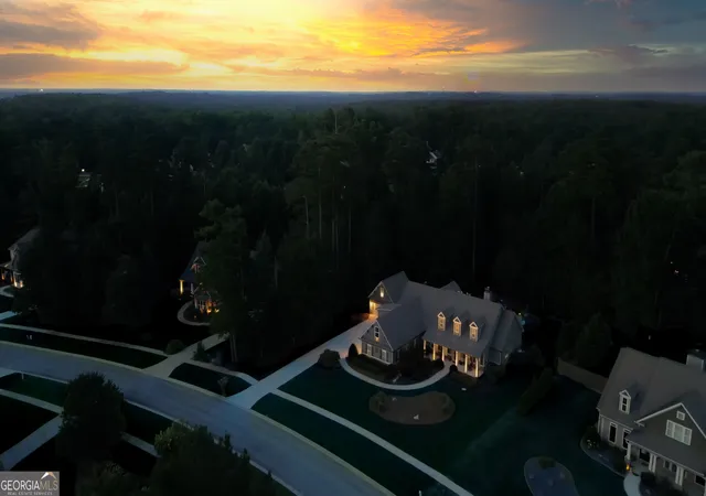 2nd image of 93 Legends Dr, Sharpsburg, GA 30277 | MLS# 10827467