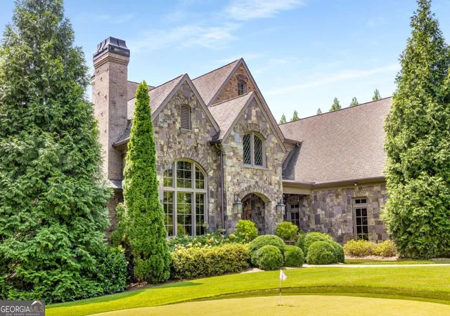 Photo 2 of Mansion for sale at 56 Mount Paran Rd, Sandy Springs, GA 30327 | MLS# 10609028 | Listing updated on 2026-01-05