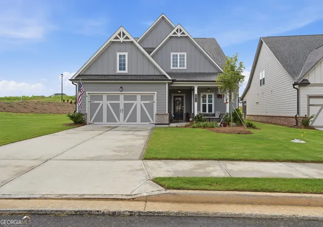 Photo 2 of Single family home for sale at 2811 Freshwater Ct, Gainesville, GA 30507 | MLS# 10818356 | Listing updated on 2026-09-17