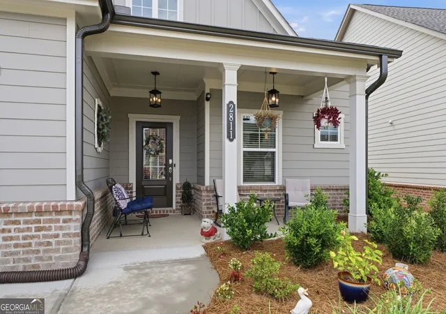 Photo 3 of Single family home for sale at 2811 Freshwater Ct, Gainesville, GA 30507 | MLS# 10818356 | Listing updated on 2026-09-17