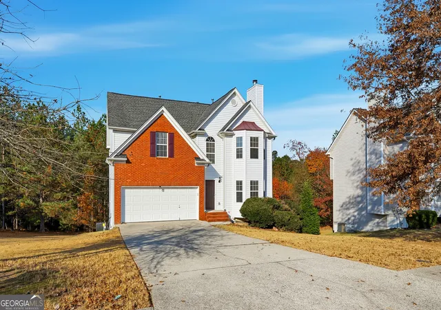 Photo 3 of Single family home for sale at 1405 Bramlett Forest Trl, Lawrenceville, GA 30045 | MLS# 10666469 | Listing updated on 2026-09-19