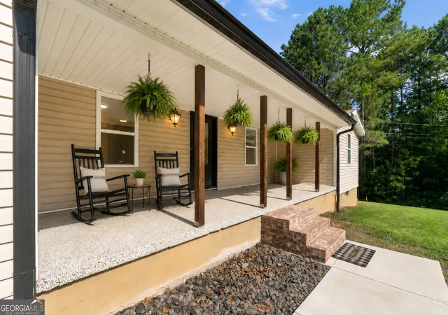 Homes for sale in Carrollton, GA | 3646 Jones Mill Rd, Carrollton, GA 30116 | MLS# 10805260