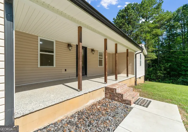 Homes for sale in Carrollton, GA | 3646 Jones Mill Rd, Carrollton, GA 30116 | MLS# 10805260
