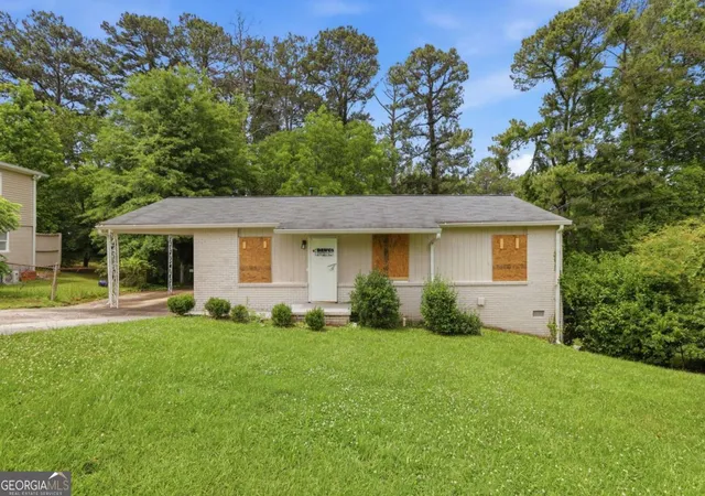 Homes for sale in Atlanta, GA | 3809 Clovis Ct Nw, Atlanta, GA 30331 | MLS# 10780261