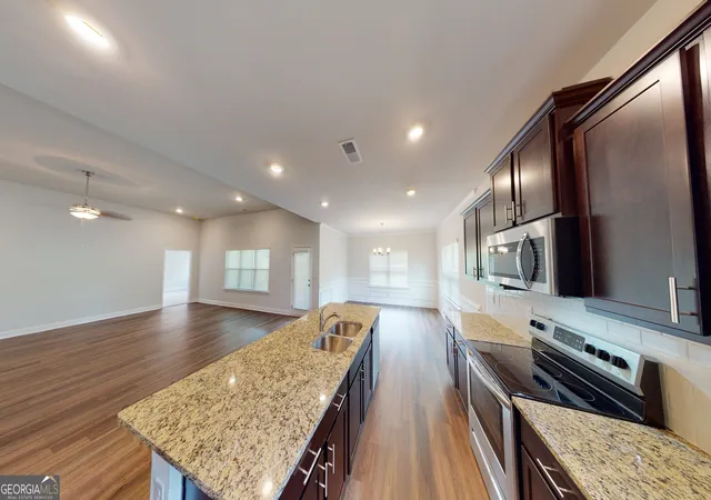 5th image of 1022 Holliday Pass #83, Griffin, GA 30223 | MLS# 10754431