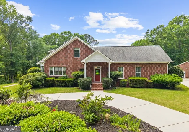 3rd image of 11905 Hutcheson Ferry Rd, Chattahoochee Hills, GA 30268 | MLS# 10726435