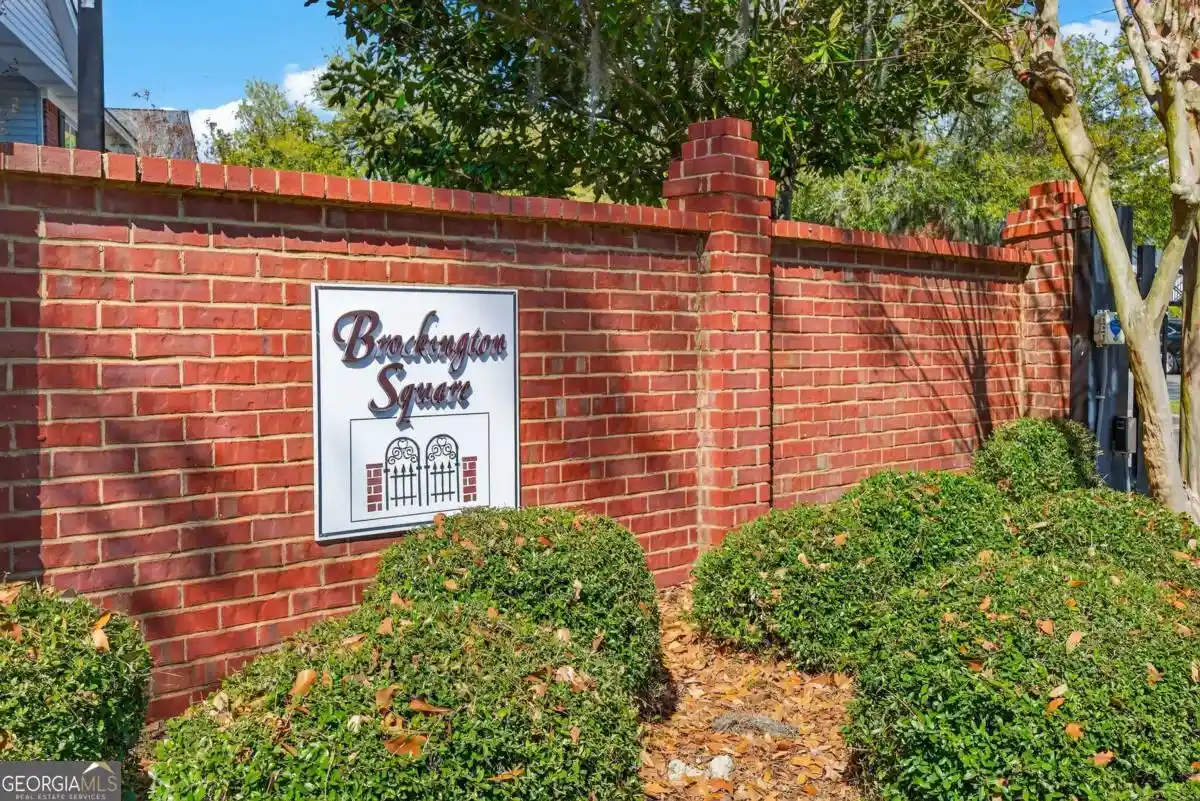 Listing Photo 2 - Condo for sale in 310 Tibet Ave located at 310 Tibet Ave, Savannah, GA 31406 - Unit 310 Tibet Ave