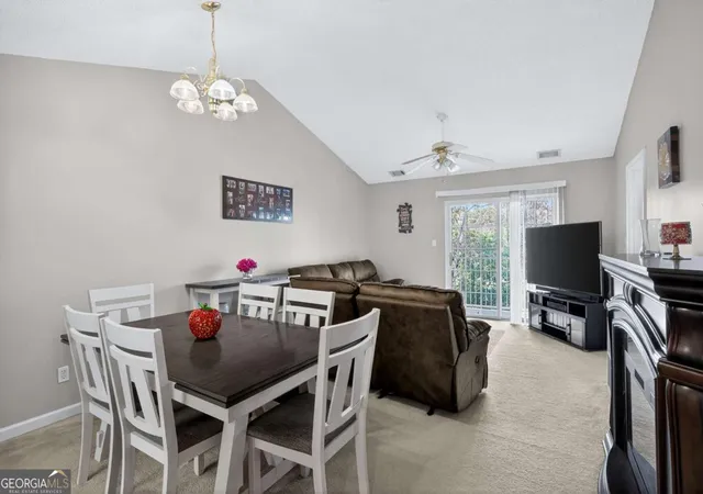 Homes for sale in Savannah, GA | 310 Tibet Ave #8, Savannah, GA 31406 | MLS# 10720031