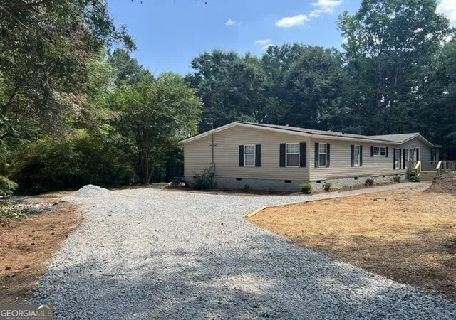 2nd image of 196 Old Scout Rd, Jackson, GA 30233 | MLS# 10816305