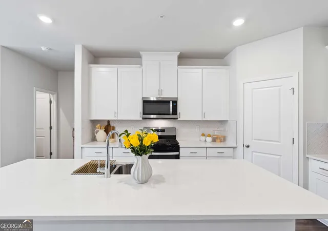 Photo 2 of Townhouse for sale at 6208 Ocmulgee River Ln Se, Smyrna, GA 30126 | MLS# 10771971 | Listing updated on 2026-08-11