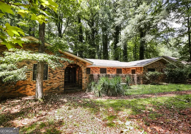 Photo 1 of Single family home for sale at 320 Kings Rd, Athens, GA 30606 | MLS# 10804653 | Listing updated on 2026-09-15