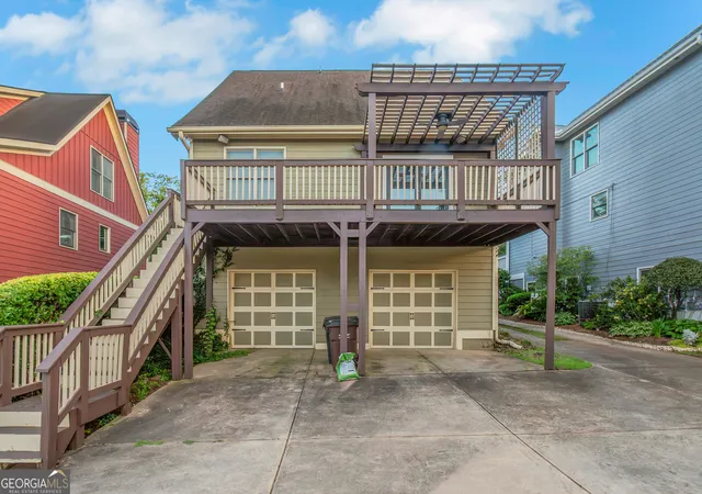 Photo 3 of Single family home for sale at 1333 Eubanks Ave, Atlanta, GA 30344 | MLS# 10789398 | Listing updated on 2026-08-10