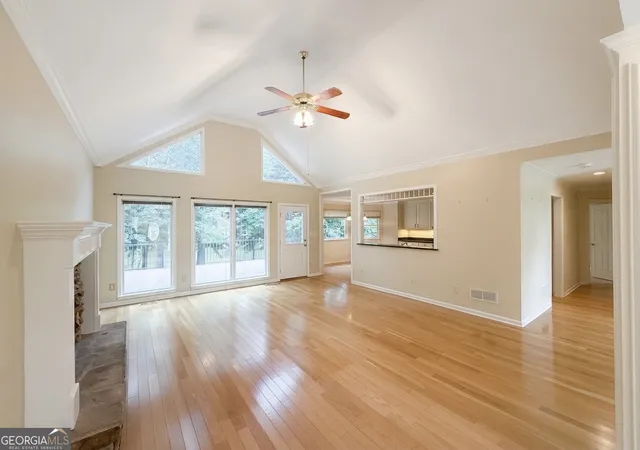 4th image of 220 Youngs Cir, Fayetteville, GA 30215 | MLS# 10806424