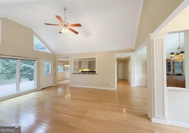 5th image of 220 Youngs Cir, Fayetteville, GA 30215 | MLS# 10806424