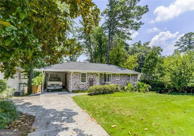 2nd image of 1892 Fairway Cir Ne, Brookhaven, GA 30319 | MLS# 10824458
