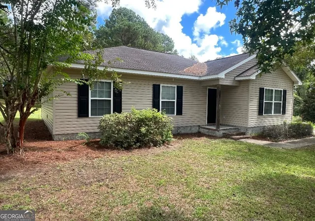 Photo 3 of Single family home for sale at 107 Westway Ct, Statesboro, GA 30461 | MLS# 10836458 | Listing updated on 2026-09-14