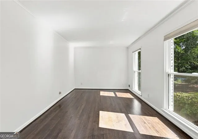 Photo 4 of Single family home for sale at 4622 Kings Dl Rd, Atlanta, GA 30338 | MLS# 10825116 | Listing updated on 2026-09-12