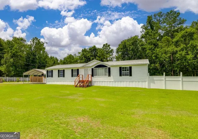 Photo 2 of Manufactured home for sale at 769 Log Landing Rd, Springfield, GA 31329 | MLS# 10815578 | Listing updated on 2026-08-23
