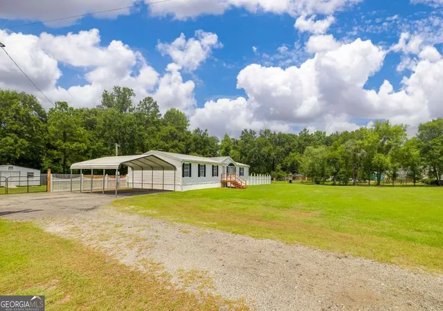 Photo 3 of Manufactured home for sale at 769 Log Landing Rd, Springfield, GA 31329 | MLS# 10815578 | Listing updated on 2026-08-23
