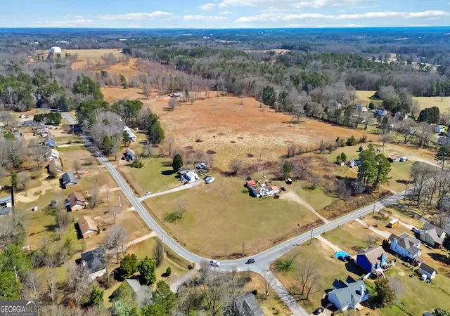 Photo 4 of Sale Pending at 264 Kilcrease Rd, Auburn, GA 30011 | MLS# 10692077 | Listing updated on 2026-07-28