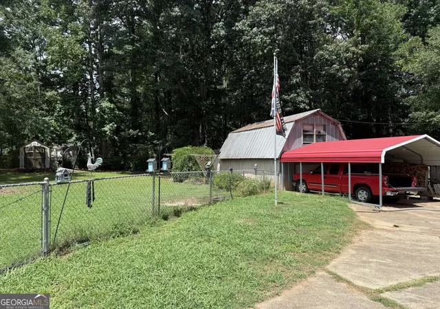 Photo 3 of Single family home for sale at 160 Tanner Beach Rd, Carrollton, GA 30117 | MLS# 10822851 | Listing updated on 2026-10-22