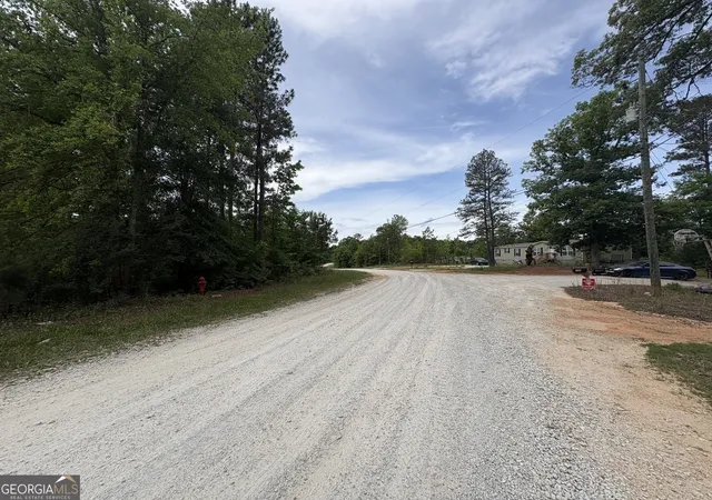 Homes for sale in Hogansville, GA | 355 N River Cir, Hogansville, GA 30230 | MLS# 10759631