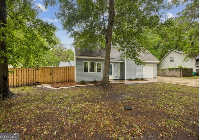 3rd image of 108 Bachlott Rd, Saint Marys, GA 31558 | MLS# 10727625