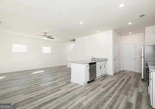 Photo 4 of Single family home for sale at 202 Katelyn Wy, Villa Rica, GA 30180 | MLS# 10714582 | Listing updated on 2026-10-05