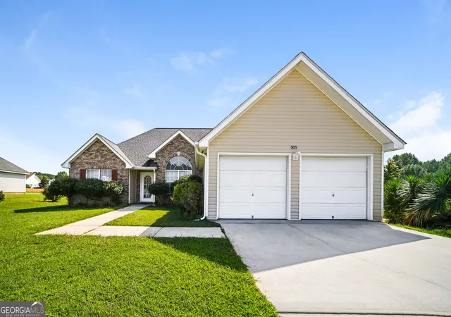 1st image of 505 Vaughan Valley Vw, Hampton, GA 30228 | MLS# 10826427