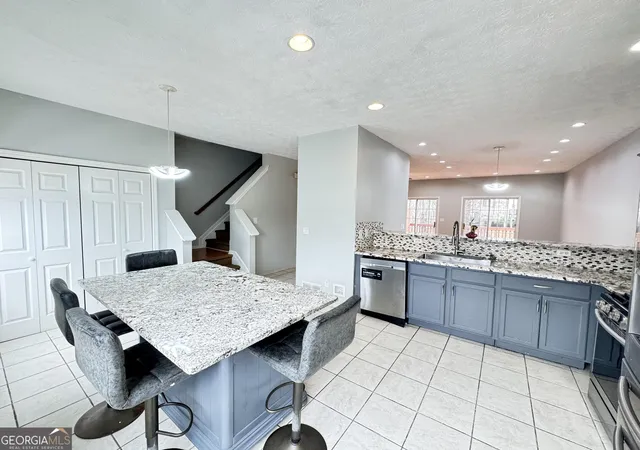 Photo 4 of Townhouse for sale at 3686 Lantern Walk Ln, Scottdale, GA 30079 | MLS# 10765100 | Listing updated on 2026-08-10