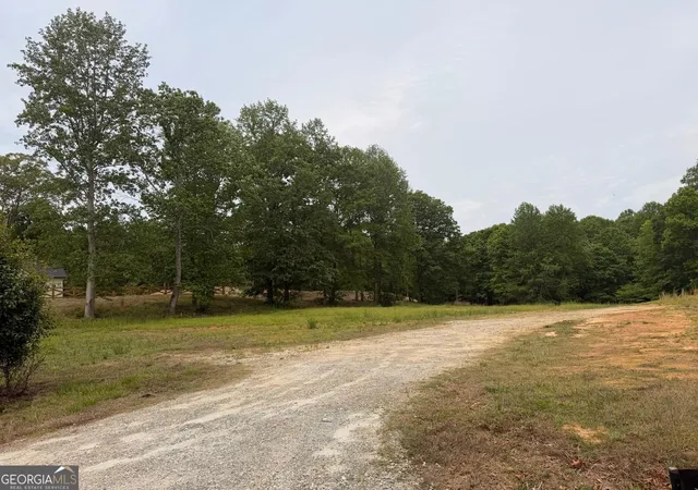 Homes for sale in Braselton, GA | 405 Cooper Bridge Rd, Braselton, GA 30517 | MLS# 10756942