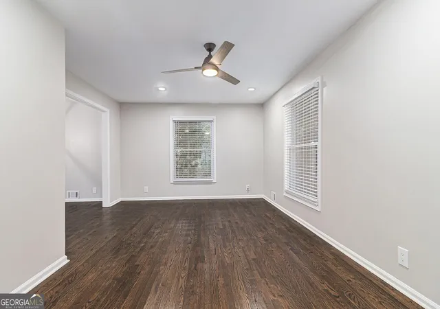 Photo 4 of Sale Pending at 3695 Fox Hills Dr Se, Marietta, GA 30067 | MLS# 10834153 | Listing updated on 2026-09-02