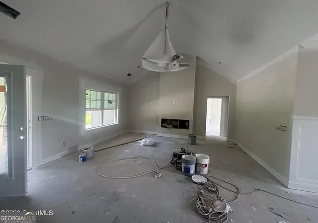 Photo 3 of Sale Pending at 224 Lakes Dr, Brunswick, GA 31523 | MLS# 10828270 | Listing updated on 2026-09-03