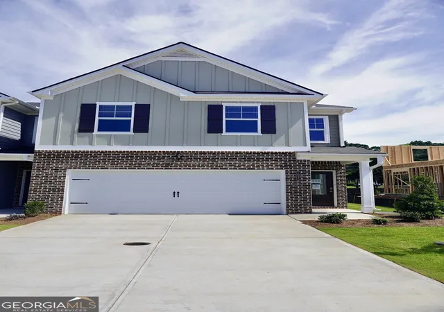 Photo 1 of Sale Pending at 7035 Old Brg Ln, Conyers, GA 30013 | MLS# 10729775 | Listing updated on 2026-09-18