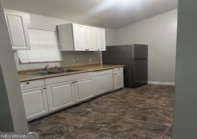 Photo 3 of Single family home for sale at 3264 Brisbane Way, Lithonia, GA 30038 | MLS# 10836264 | Listing updated on 2026-09-14