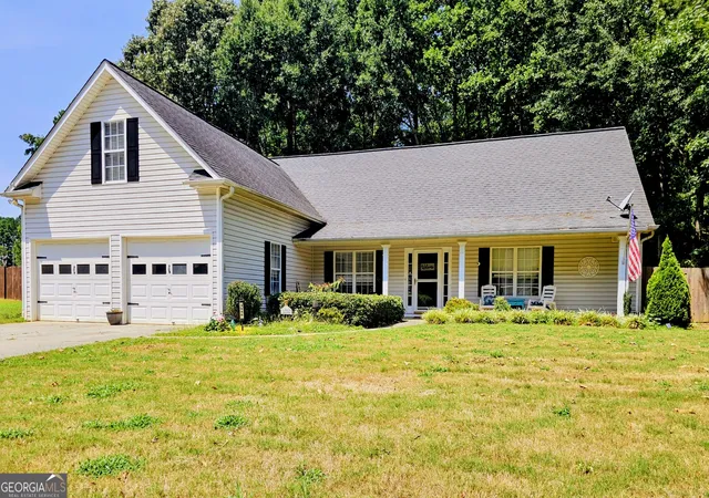 Photo 1 of Single family home for sale at 3946 Saint George Ter Sw, Powder Springs, GA 30127 | MLS# 10833664 | Listing updated on 2026-10-08