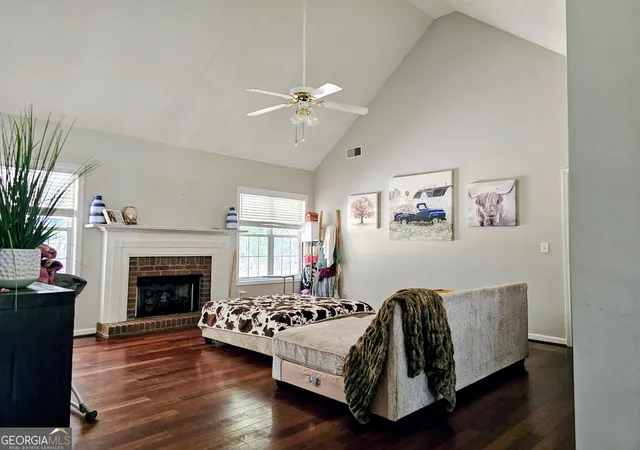Photo 3 of Single family home for sale at 3946 Saint George Ter Sw, Powder Springs, GA 30127 | MLS# 10833664 | Listing updated on 2026-10-08