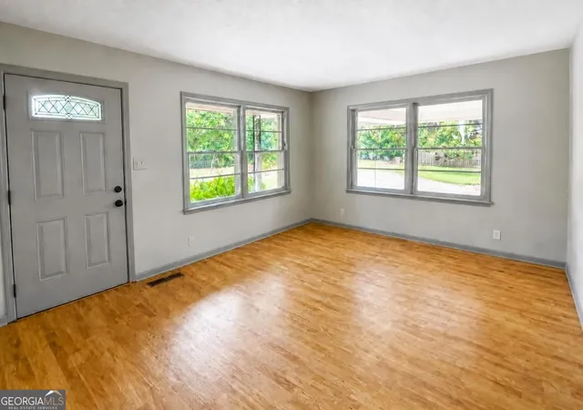 Photo 3 of Single family home for sale at 203 Briarwood Dr, Dallas, GA 30132 | MLS# 10835053 | Listing updated on 2026-09-11
