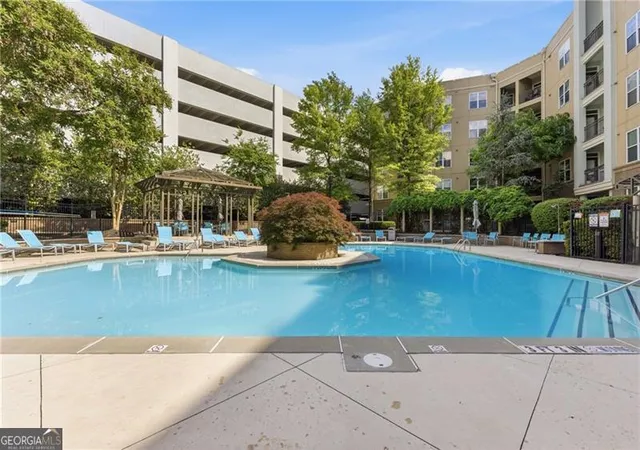 2nd image of 390 17Th St Nw, Atlanta, GA 30363