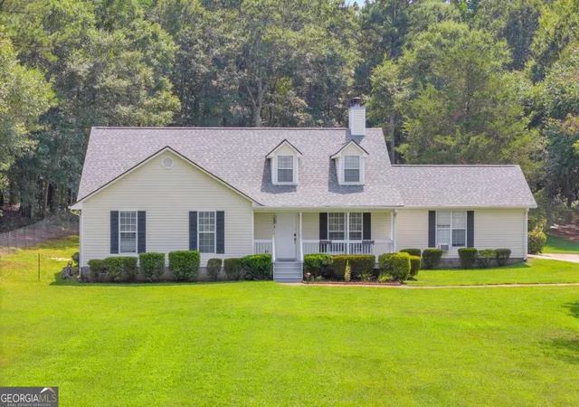 1st image of 1102 Carl Bethlehem Rd, Winder, GA 30680 | MLS# 10816140