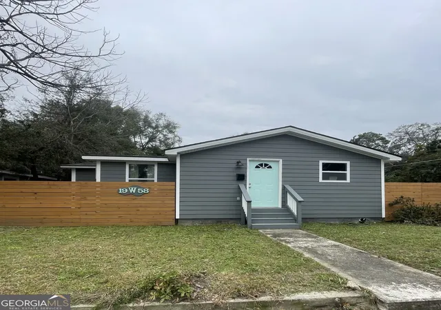 Photo 1 of Single family home for sale at 19 W 58th Street, Savannah, GA 31405 | MLS# 10800761 | Listing updated on 2026-07-11