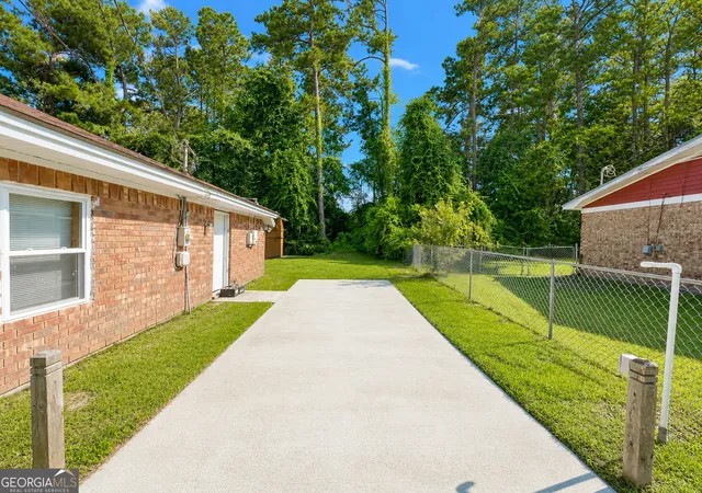 19th image of 304 Floyd St, Hinesville, GA 31313 | MLS# 10816313