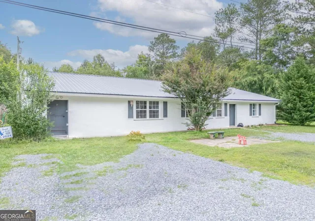 Photo 2 of Single family home for sale at 4494 Old Summerville Rd, Rome, GA 30165 | MLS# 10821122 | Listing updated on 2026-08-23