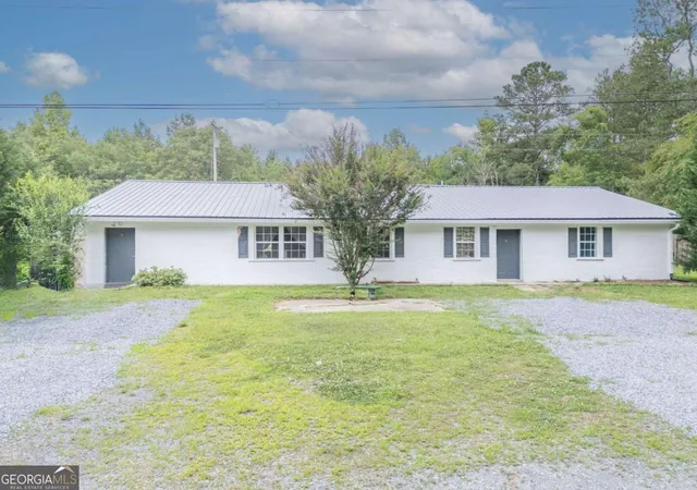 Photo 3 of Single family home for sale at 4494 Old Summerville Rd, Rome, GA 30165 | MLS# 10821122 | Listing updated on 2026-08-23